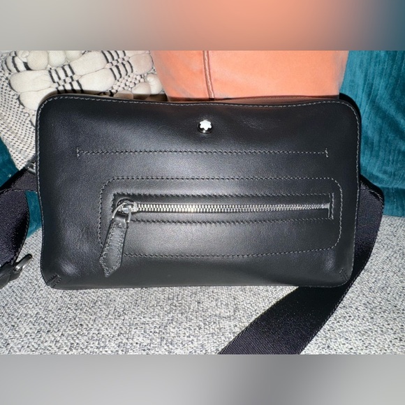 New with duster bag Mont Blanc soft chest bag - Picture 5 of 5